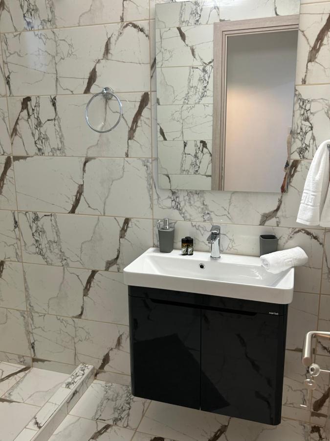 Paola'S Apartments Near Athens Airport Spáta المظهر الخارجي الصورة